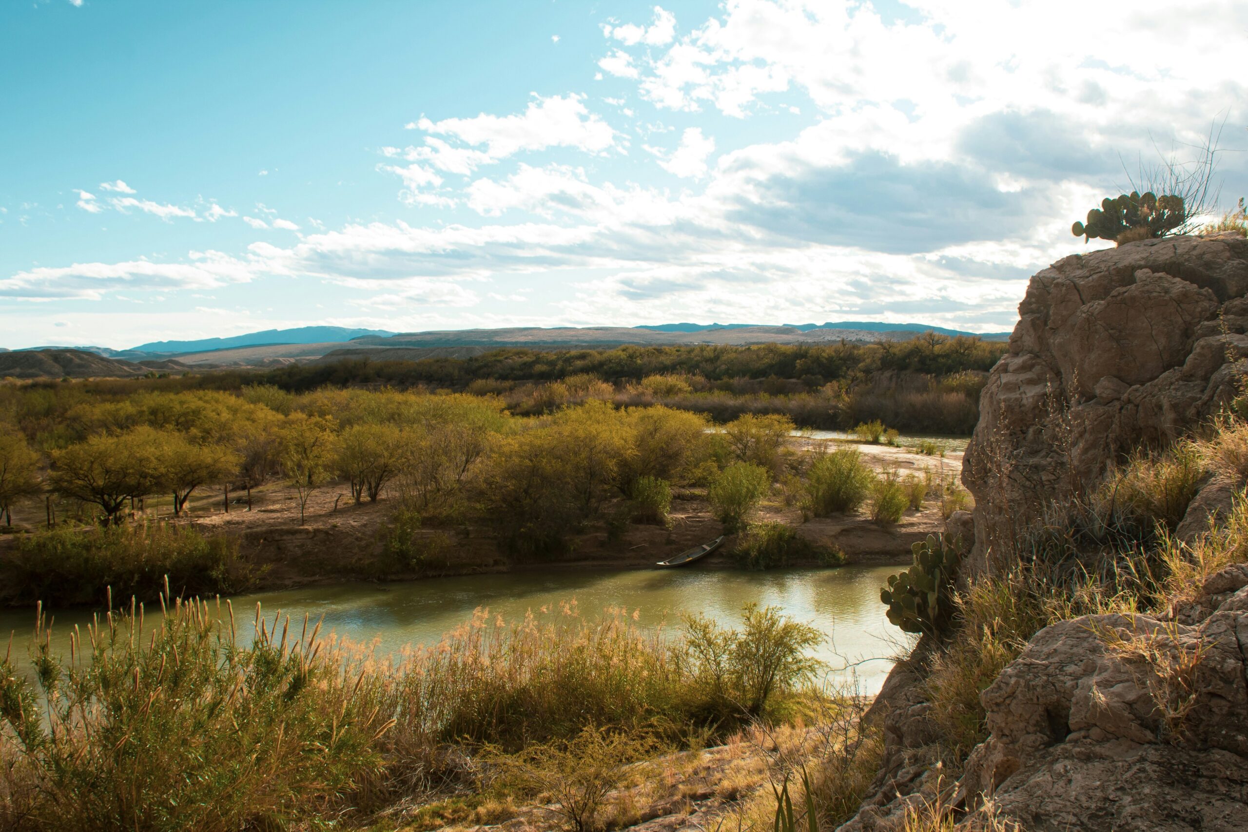Big Bend National Park, TX (backroad-packers-o1u9mInFClw-unsplash)
